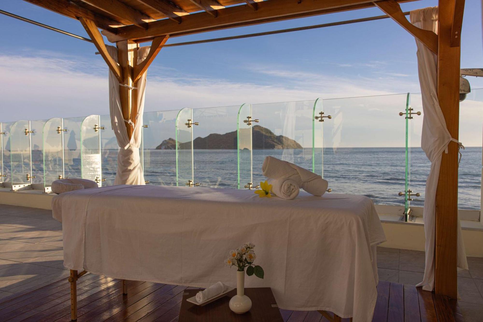 ホテル Doubletree By Hilton Mazatlan, Sin エクステリア 写真